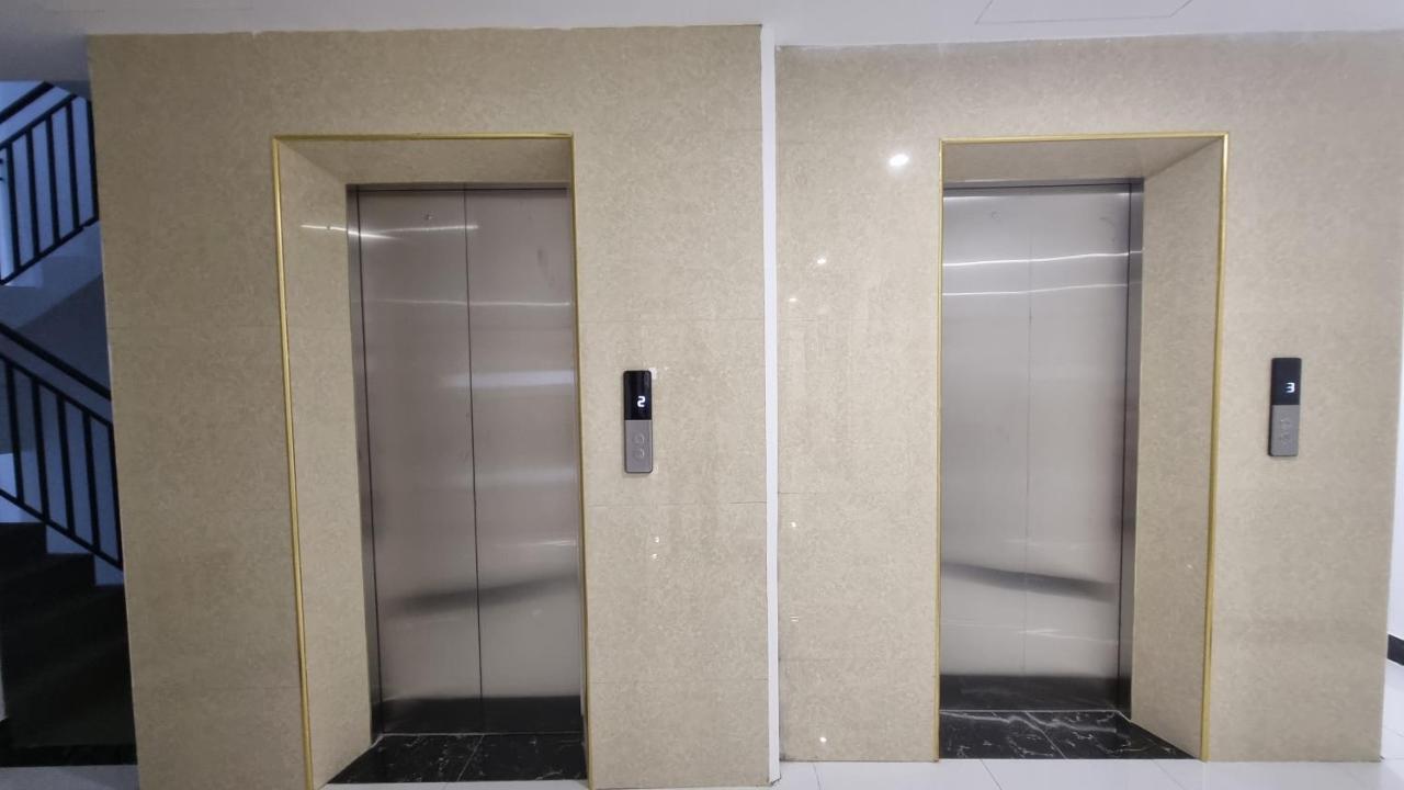 האנוי Era Apartment Khuc Thua Du מראה חיצוני תמונה